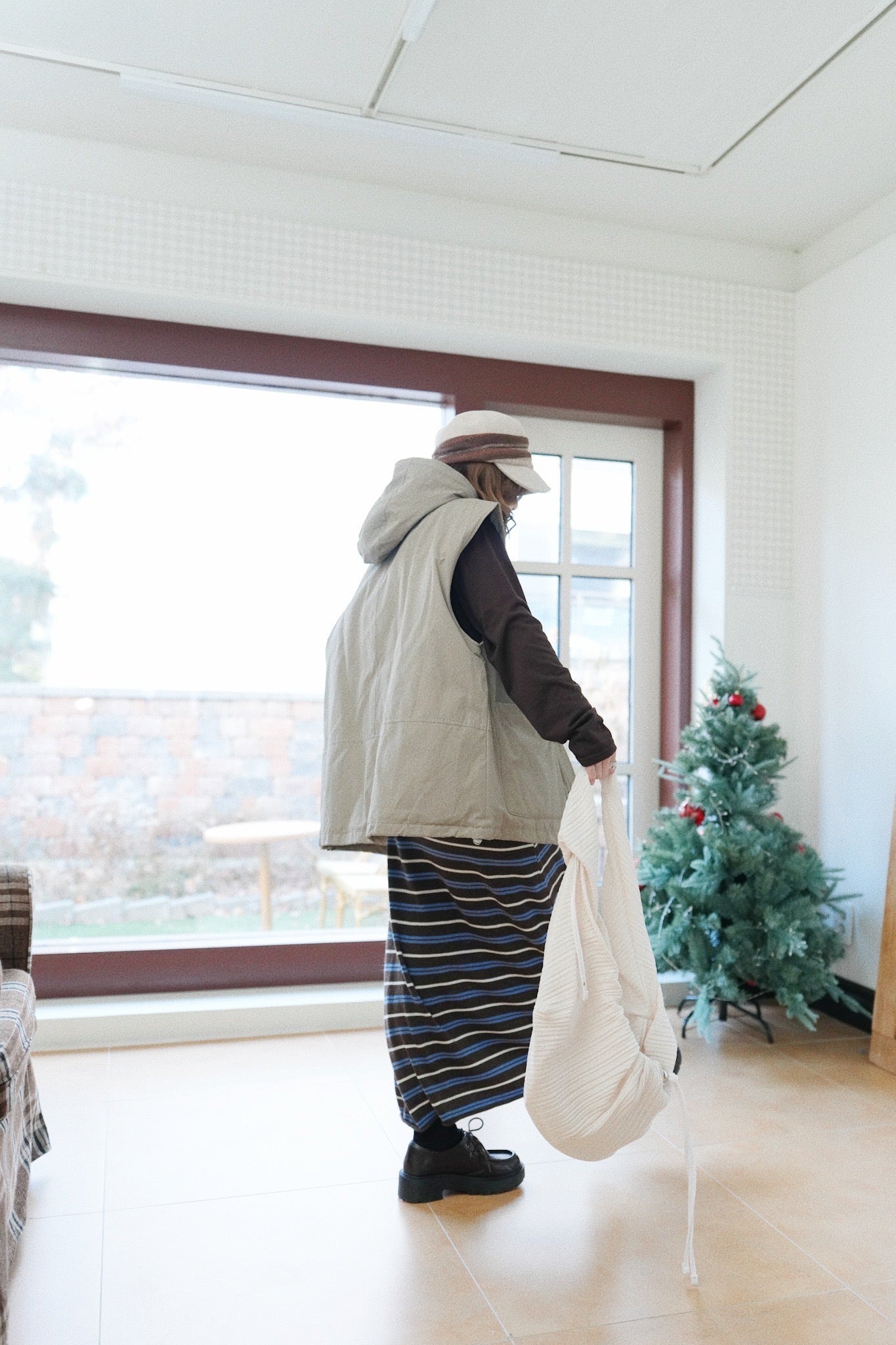 MZ926 OVERSIZED DOWN FEATHER VEST