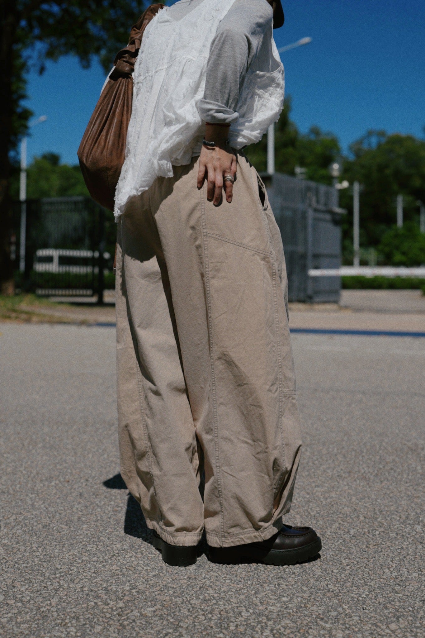 CA914 3D STITCHED CARGO PANTS