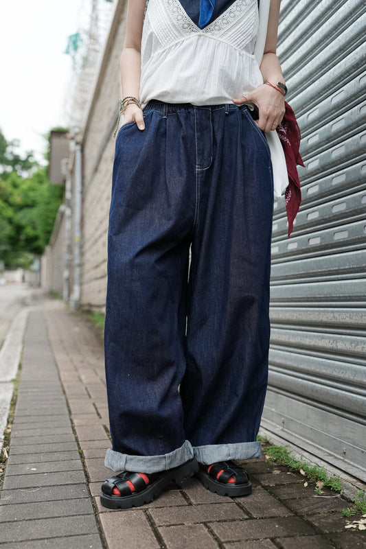 CB142 CLASSIC DENIM LOOSE JEANS