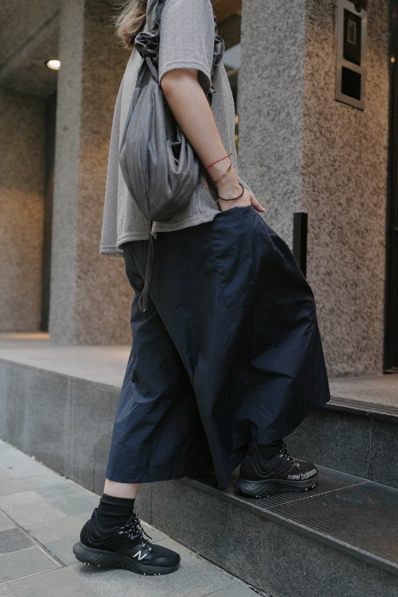 MZ817 LT-WEIGHT PLEATED CULOTTES