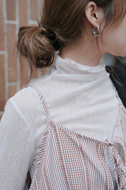 CA918 SHEER RUFFLE TOP【 2件減$20, 4件減$50 】