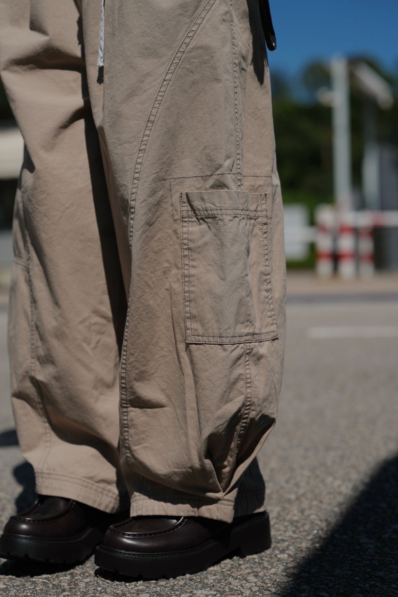 CA914 3D STITCHED CARGO PANTS