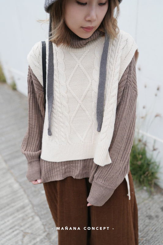 MZ593 CABLE-KNIT VEST TOP