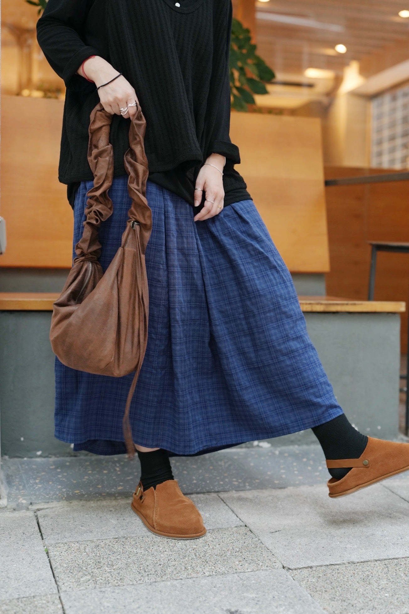 MZ828 CRINKLE BLUE PLAID SKIRT