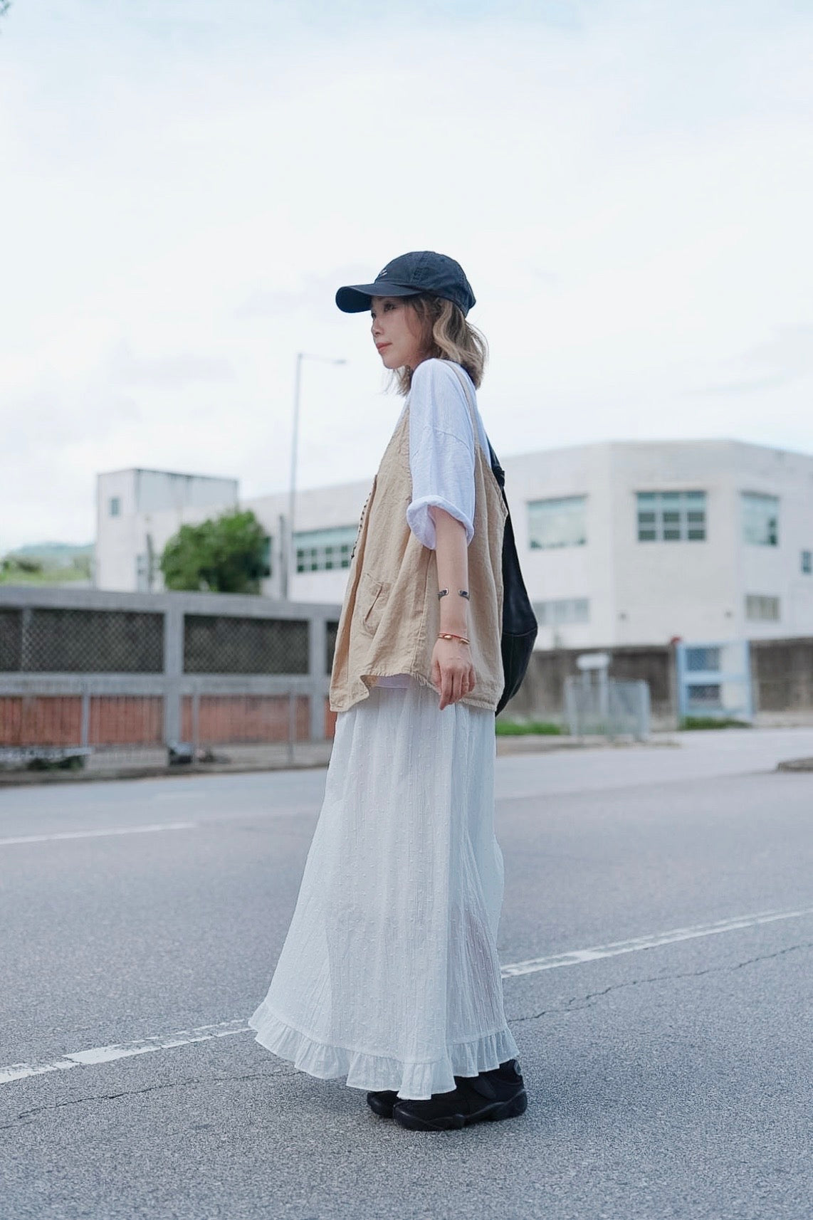 MB018 LINEN POCKET VEST TOP