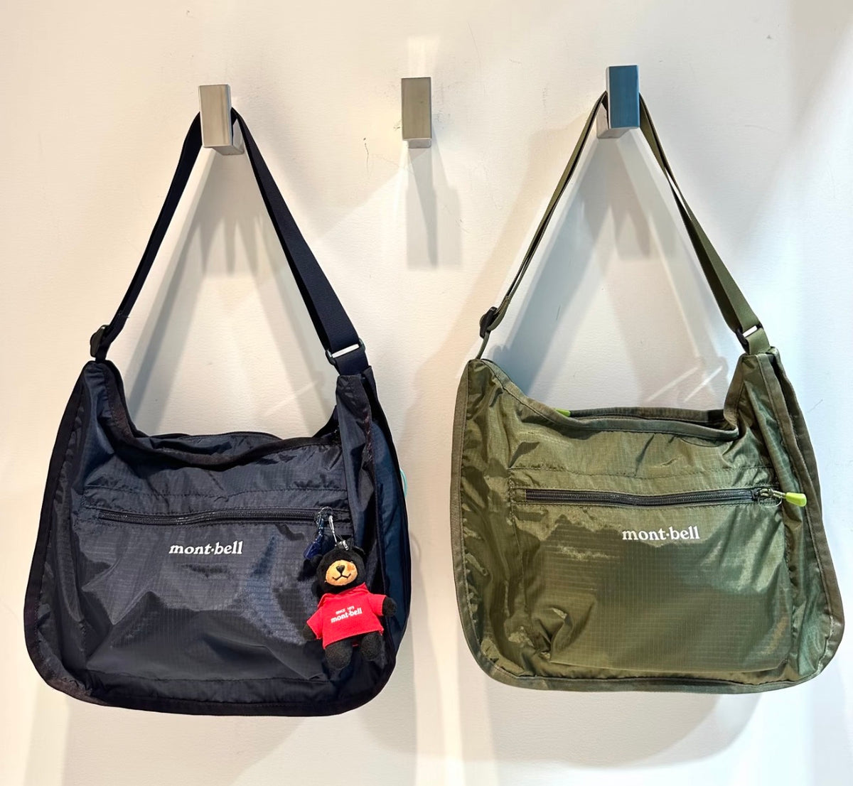 MONT-BELL LIGHT WEIGHT SHOULDER BAG 14L / 13L / 23L
