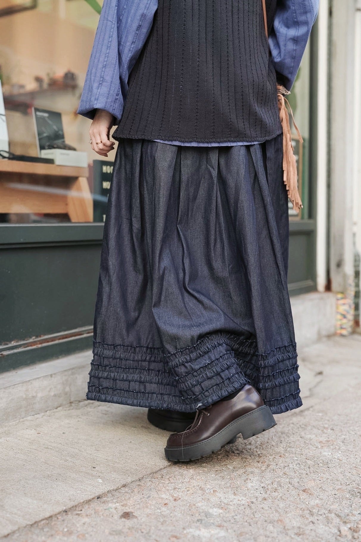 MZ950 RUFFLED DENIM SKIRT
