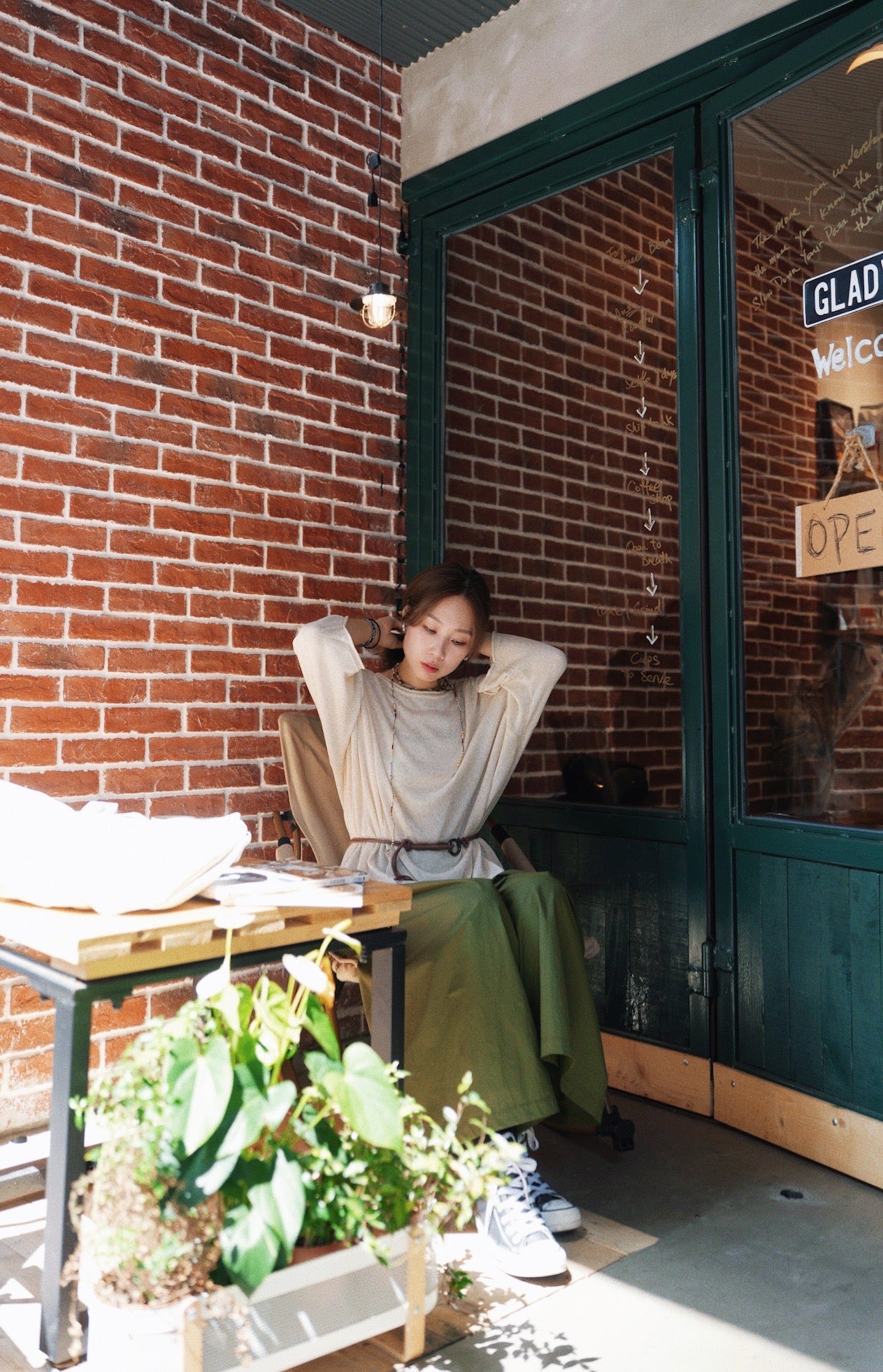 MZ816 ROUND NECK KNIT TOP