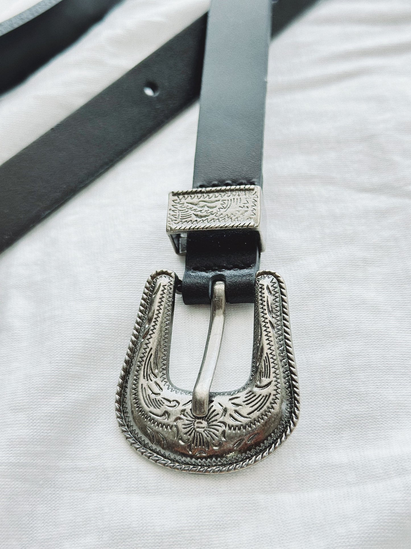 MZ627 Genuine Leather Lace Belt