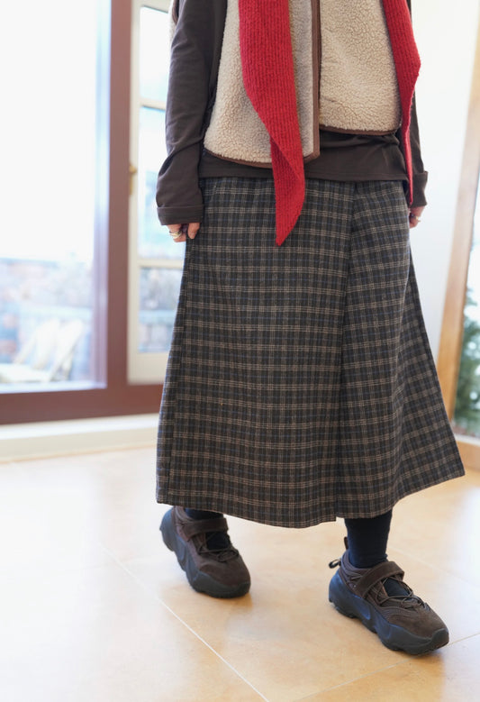 MZ937 SUEDE PLAID SKIRT PANTS