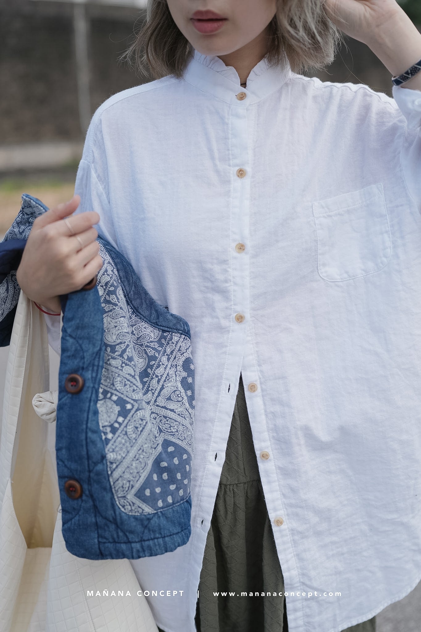 MZ542 RUFFLE NECK GAUZE SHIRT