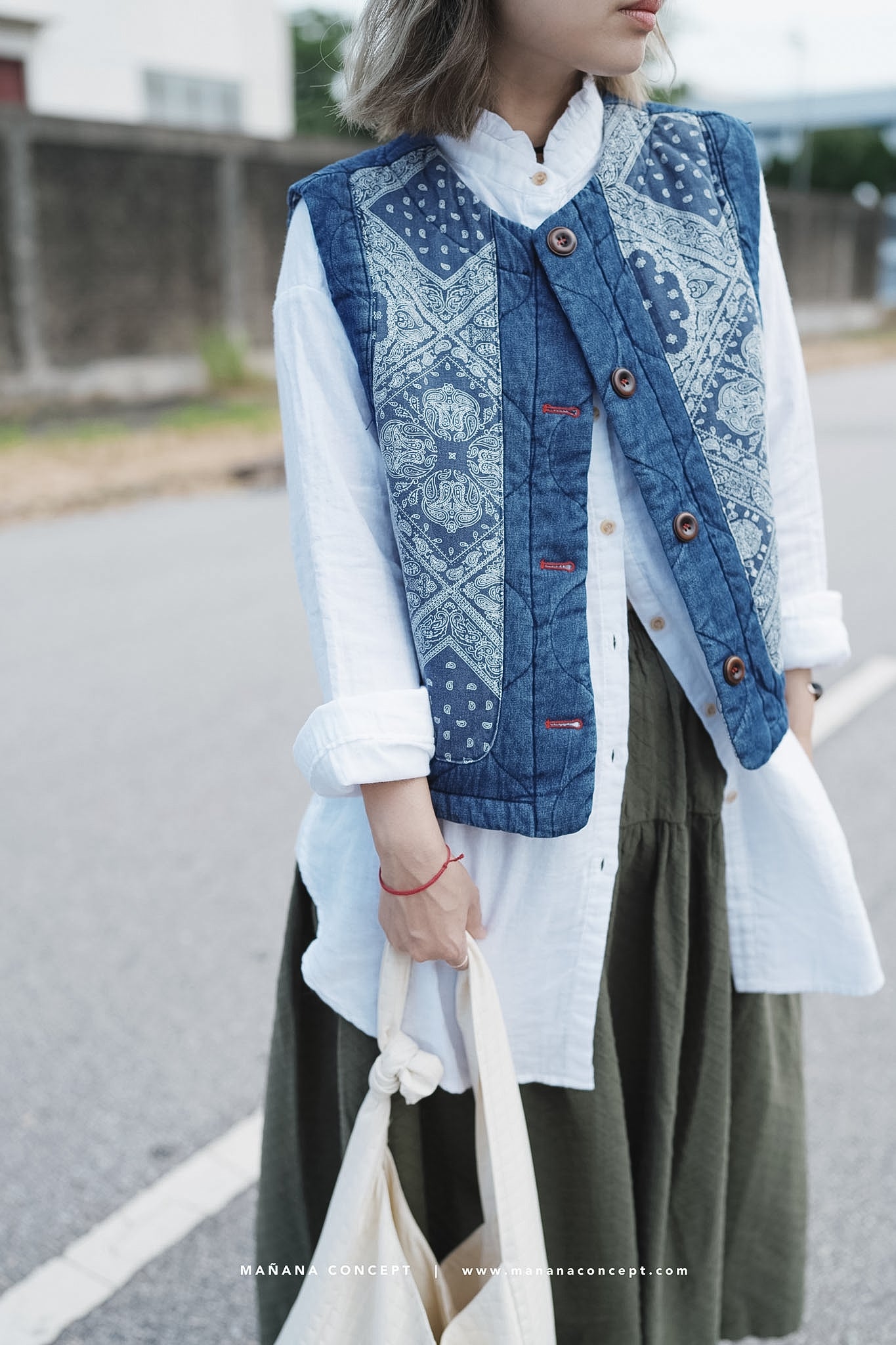 MZ542 RUFFLE NECK GAUZE SHIRT