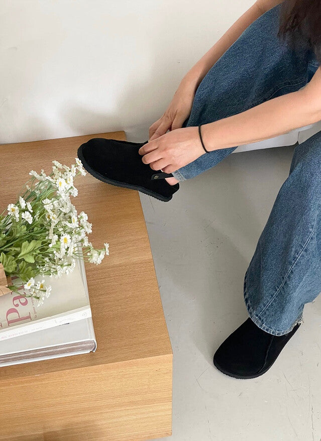 MZ628 GLOW LEATHER SUEDE SLIPPERS
