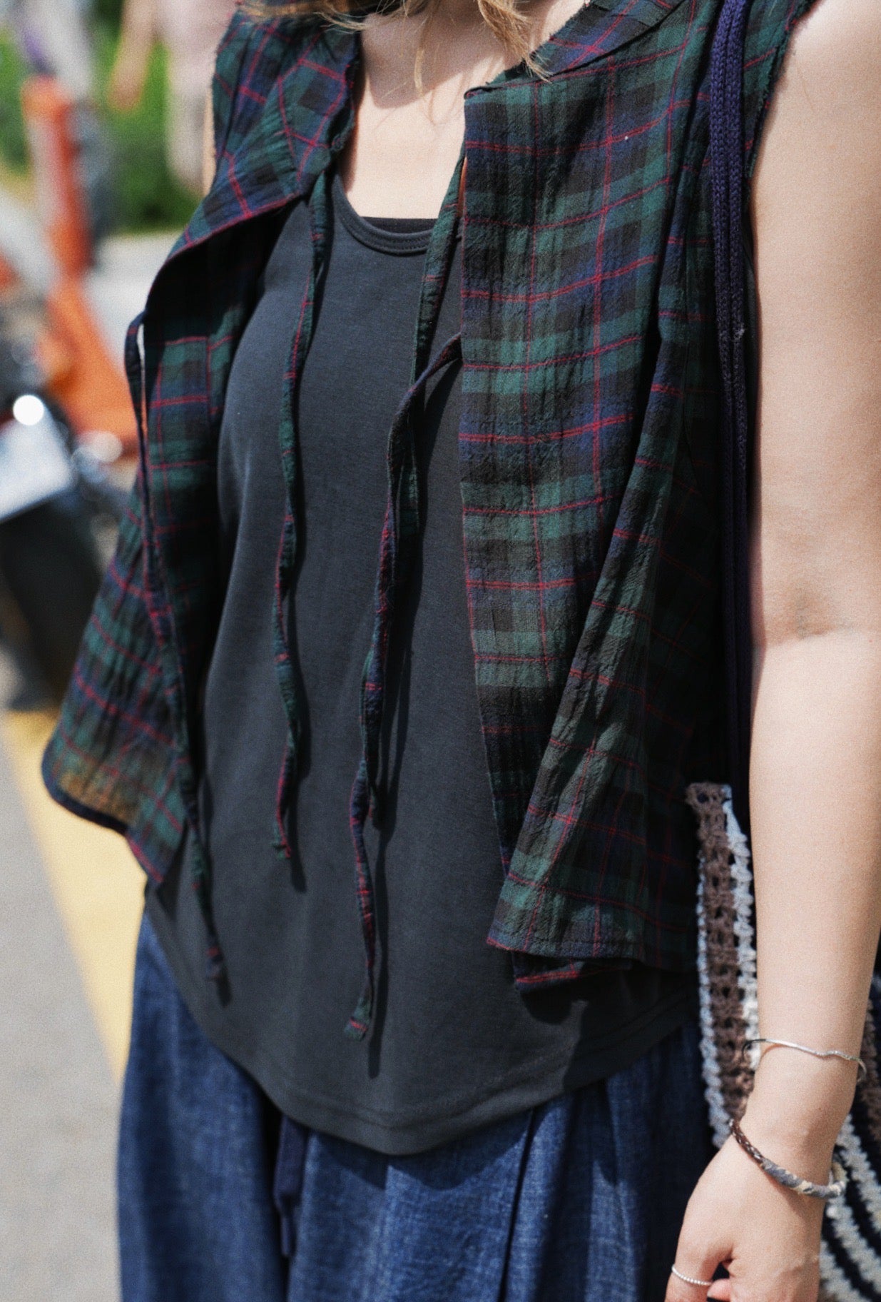 MZ768 BLACK WATCH TARTAN VEST