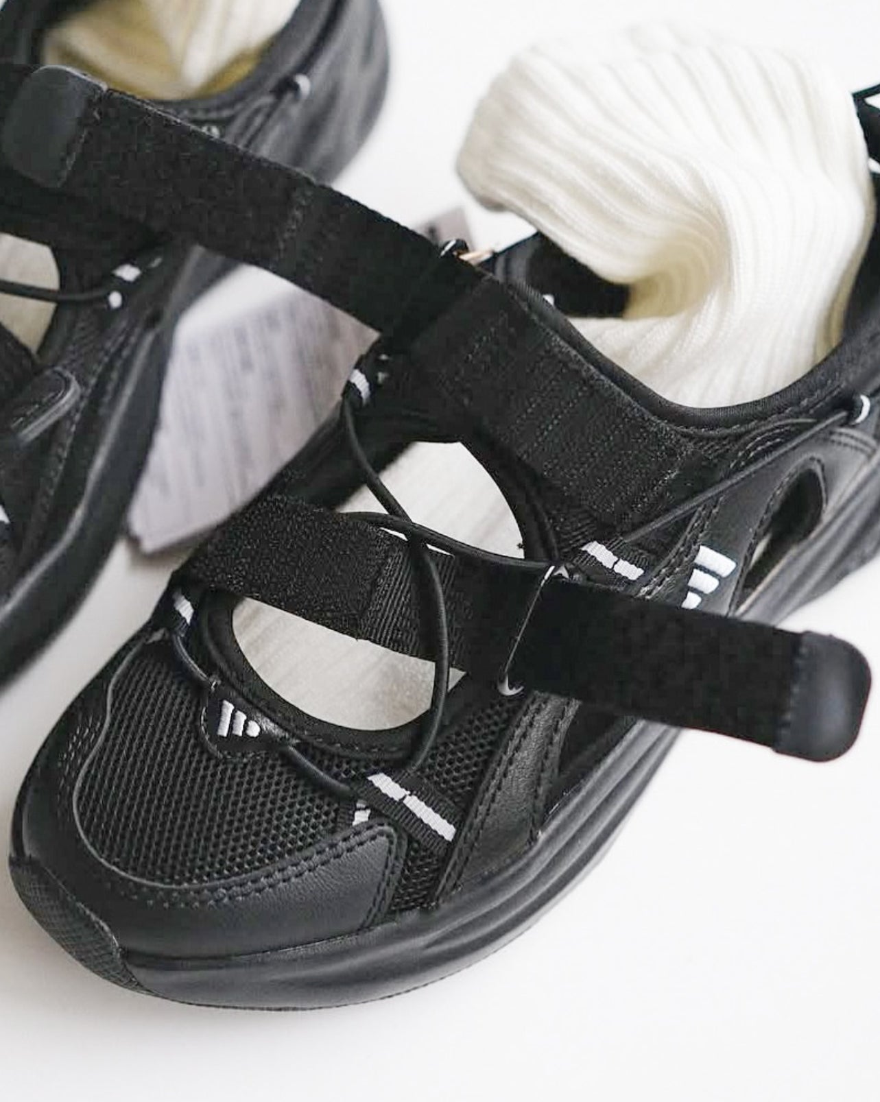 ADIDAS OZWAVE SANDALS
