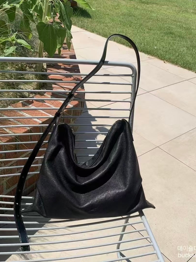 MZ764 ITALIAN LAMBSKIN HANDMADE SHOULDER BAG