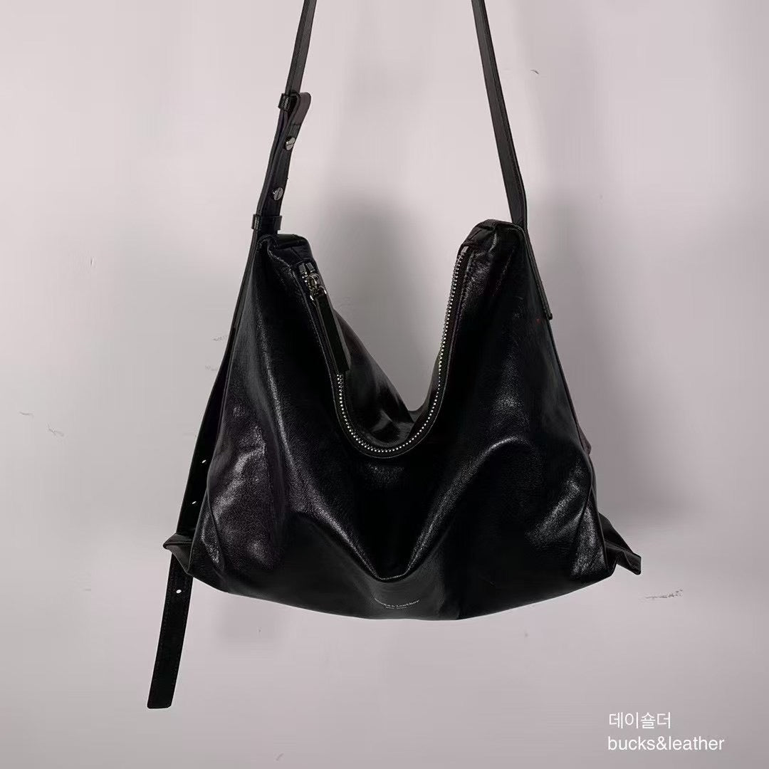 MZ764 ITALIAN LAMBSKIN HANDMADE SHOULDER BAG