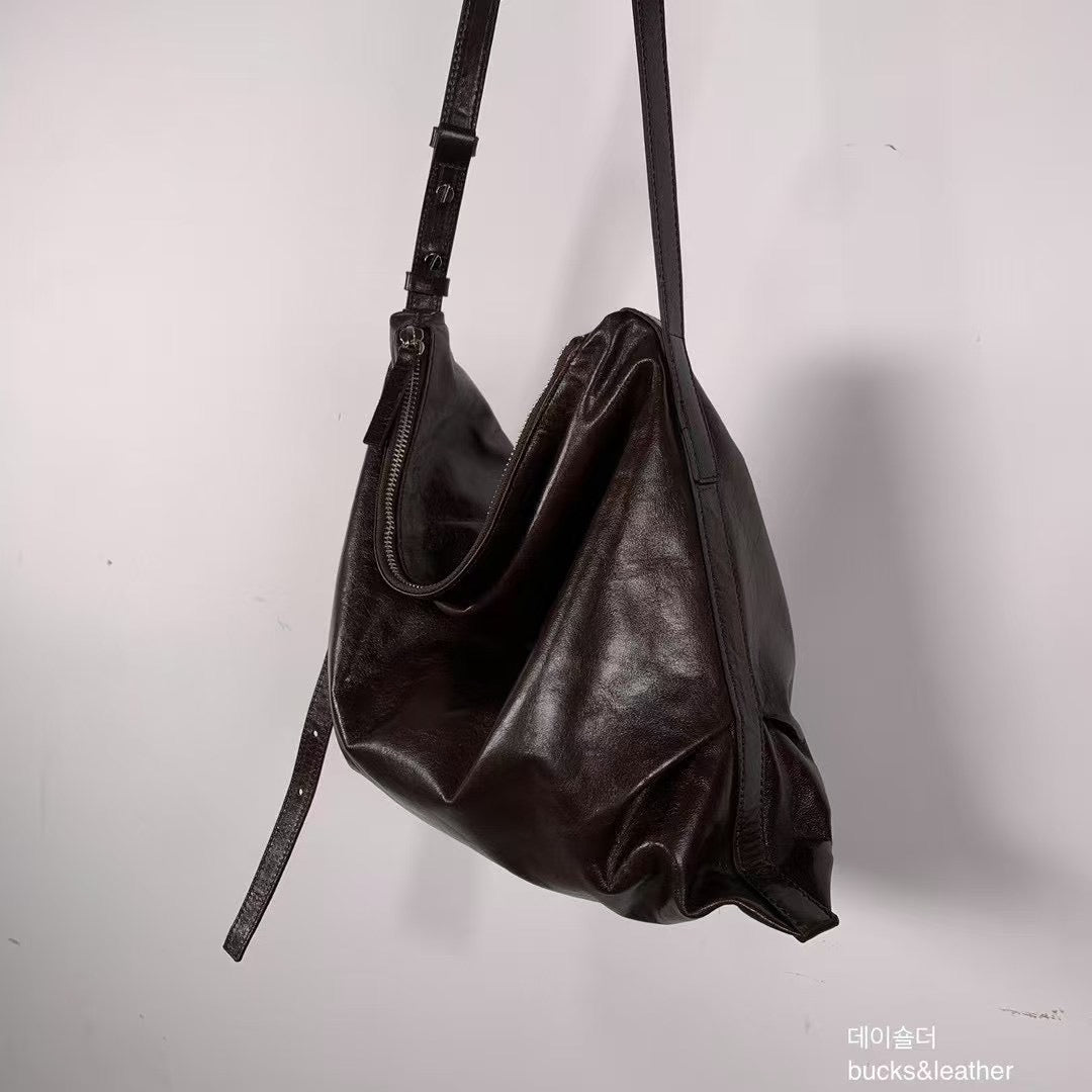 MZ764 ITALIAN LAMBSKIN HANDMADE SHOULDER BAG