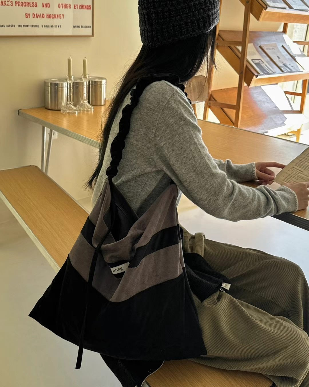 MZ544 Contrasted Suede Tote