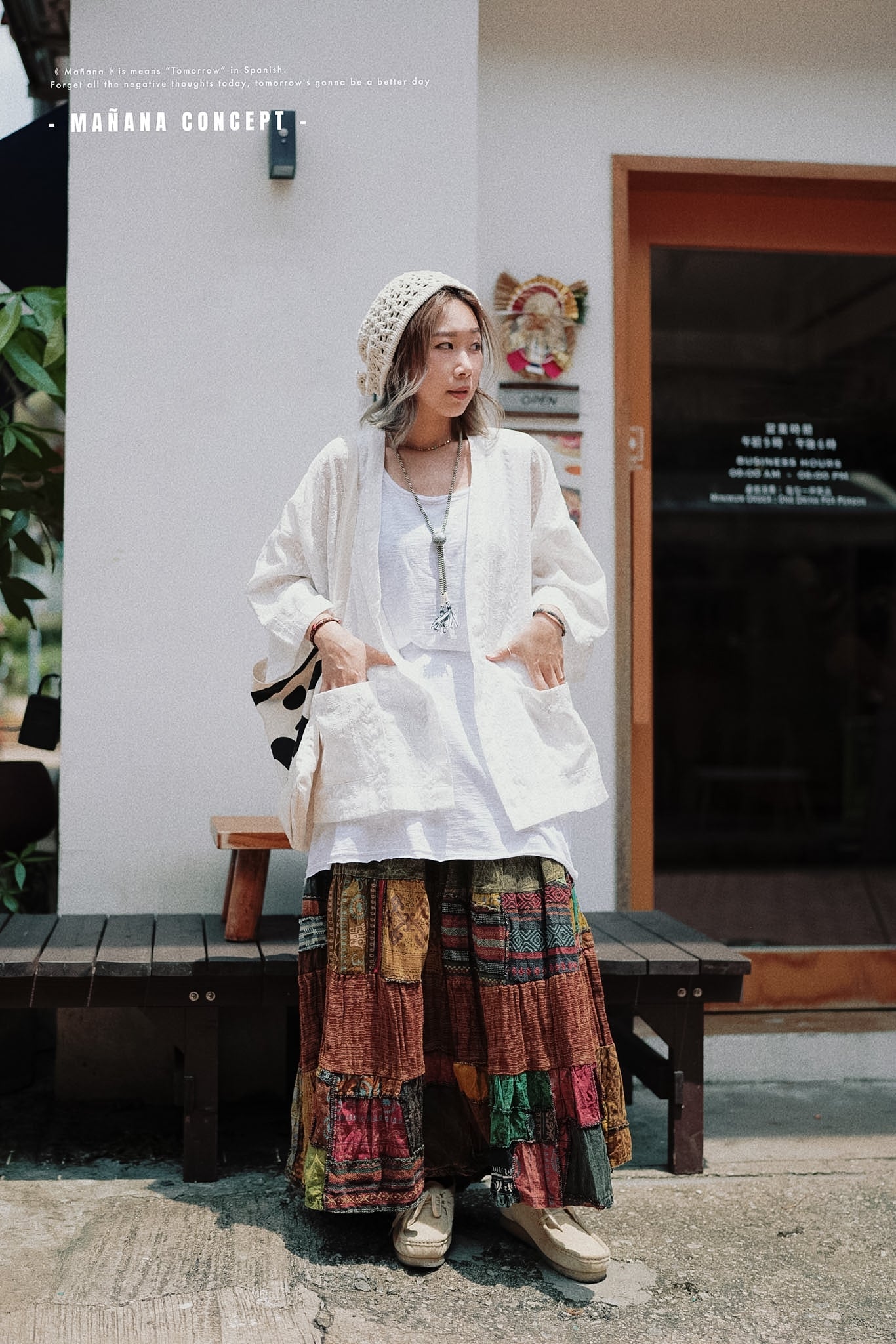 MZ505 EMBROIDERED DOBBY KIMONO