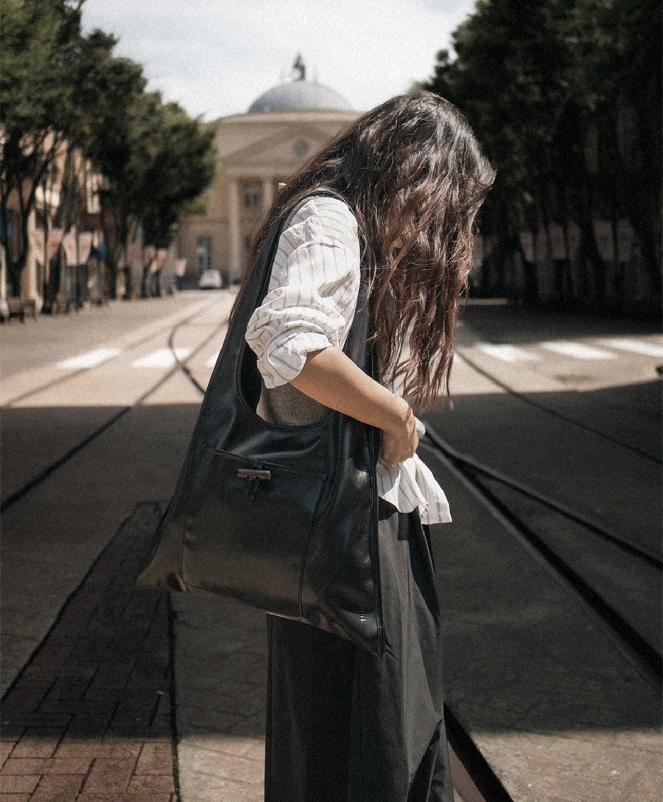 MZ637 MOIQUI LEATHER SHOPPER BAG