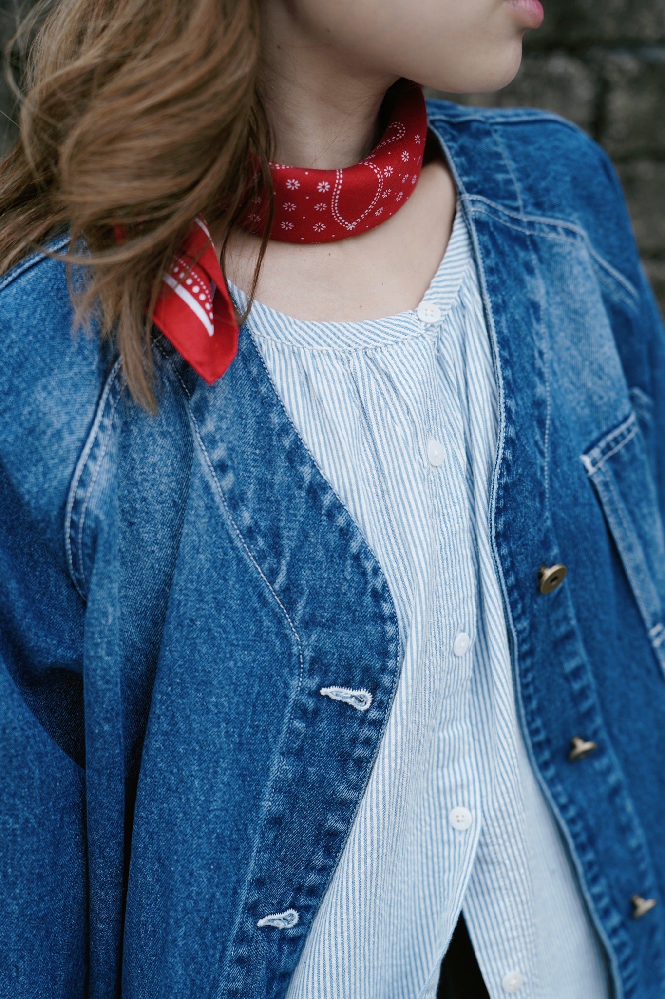 CA916 V-NECK DENIM JACKET