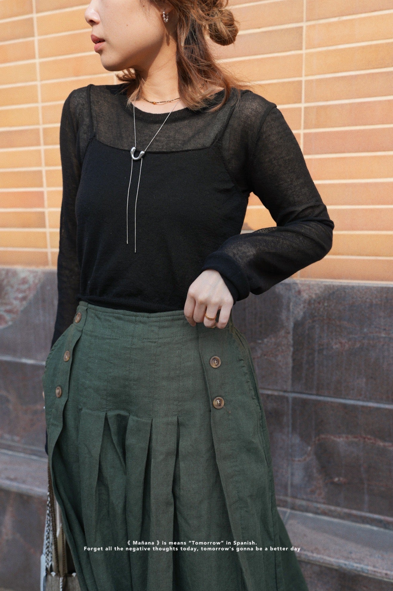 MZ641 LINEN PLEATED A-LINE SKIRT