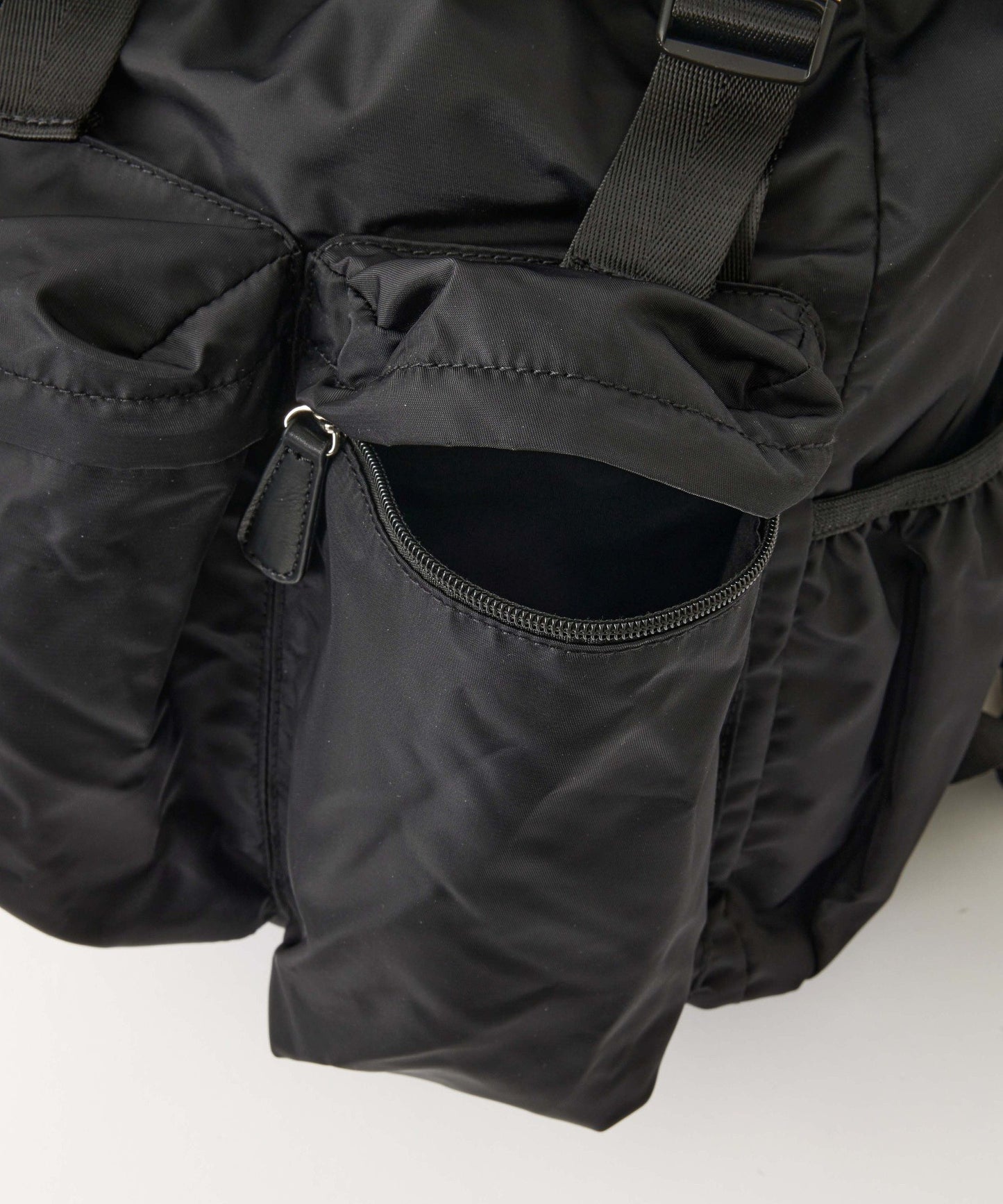 CA597 MILKFED. Logo Plate Backpack