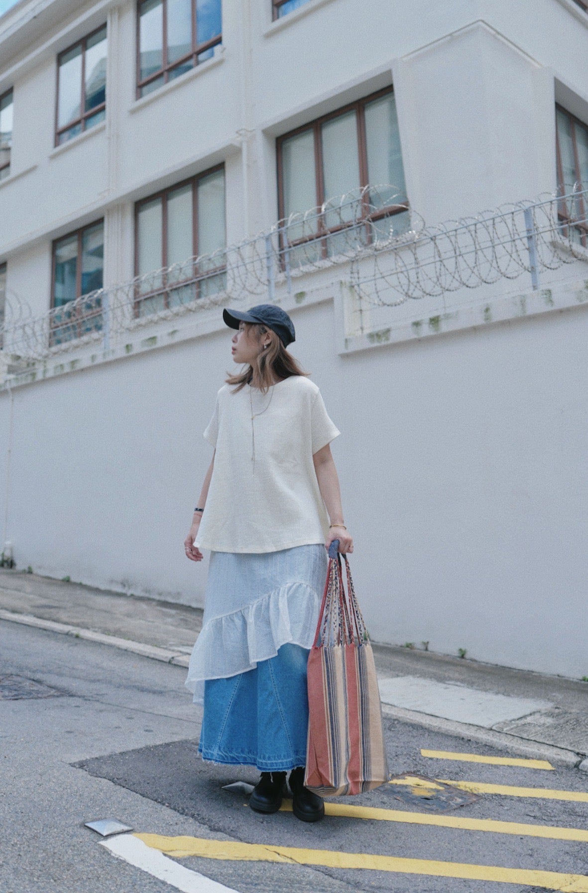 MZ781 RUFFLE CREPE TOP