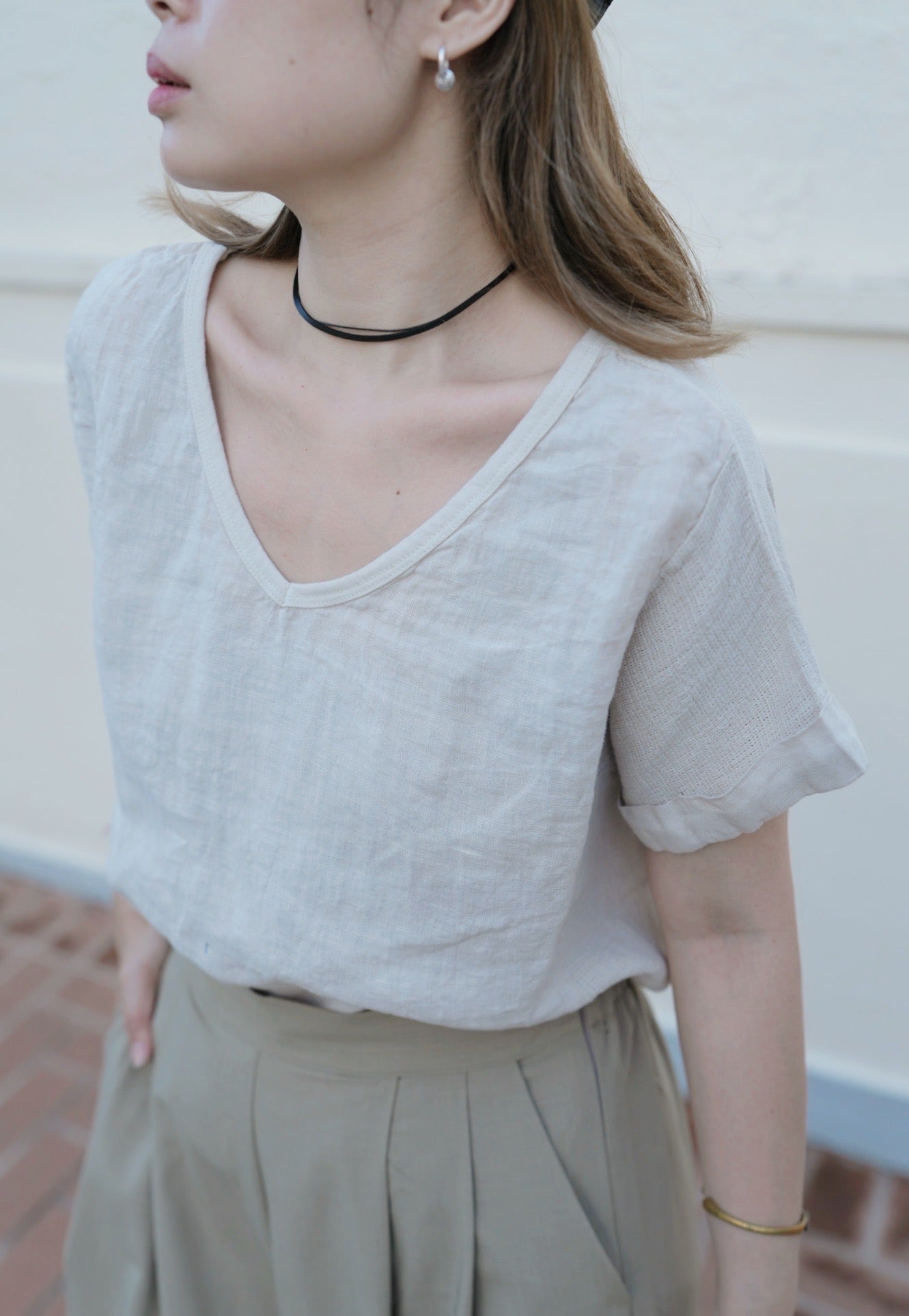 MZ780 ITALY MADE LINEN V-NECK TOP