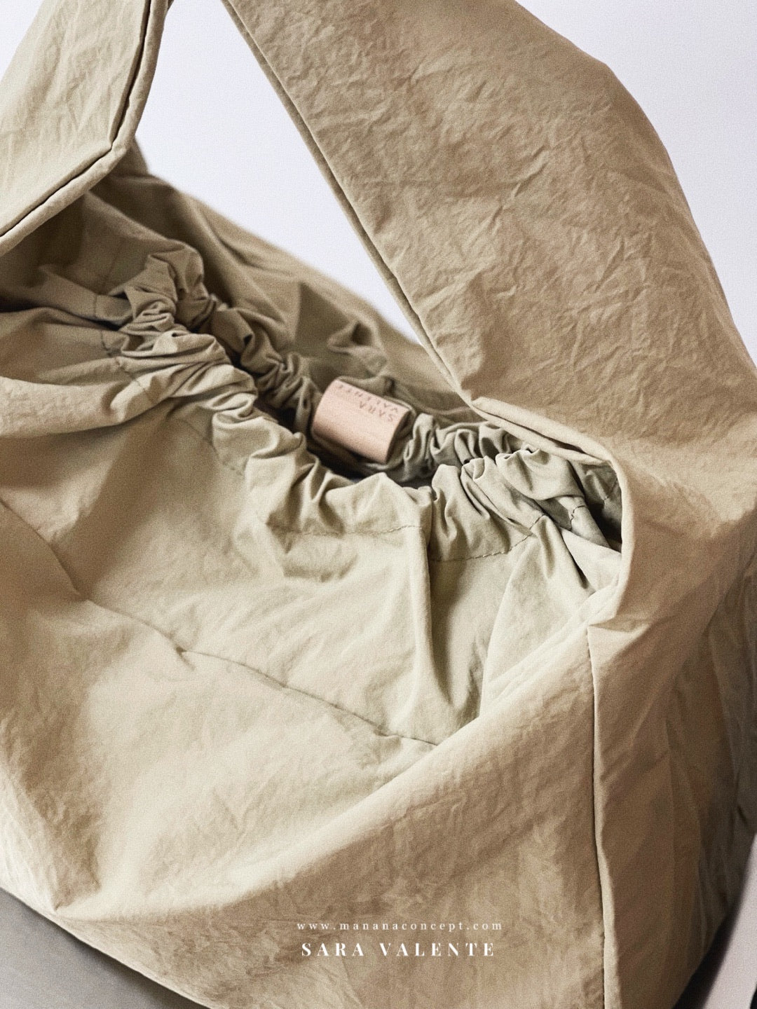 🇮🇹SARA VALENTE Hobo Bag