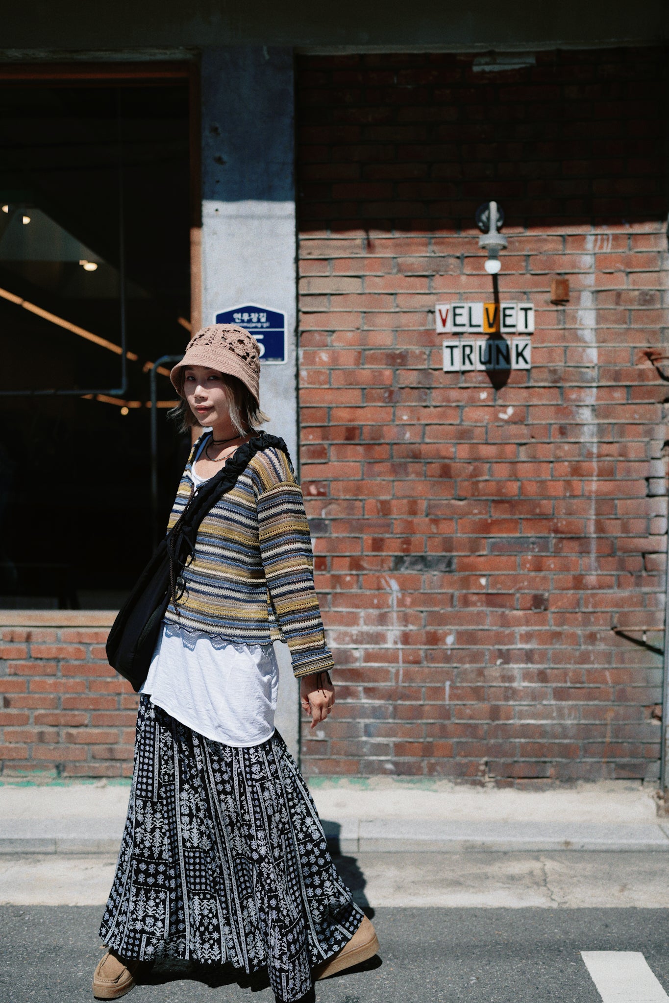 MZ512 STRIPED MESH TOP