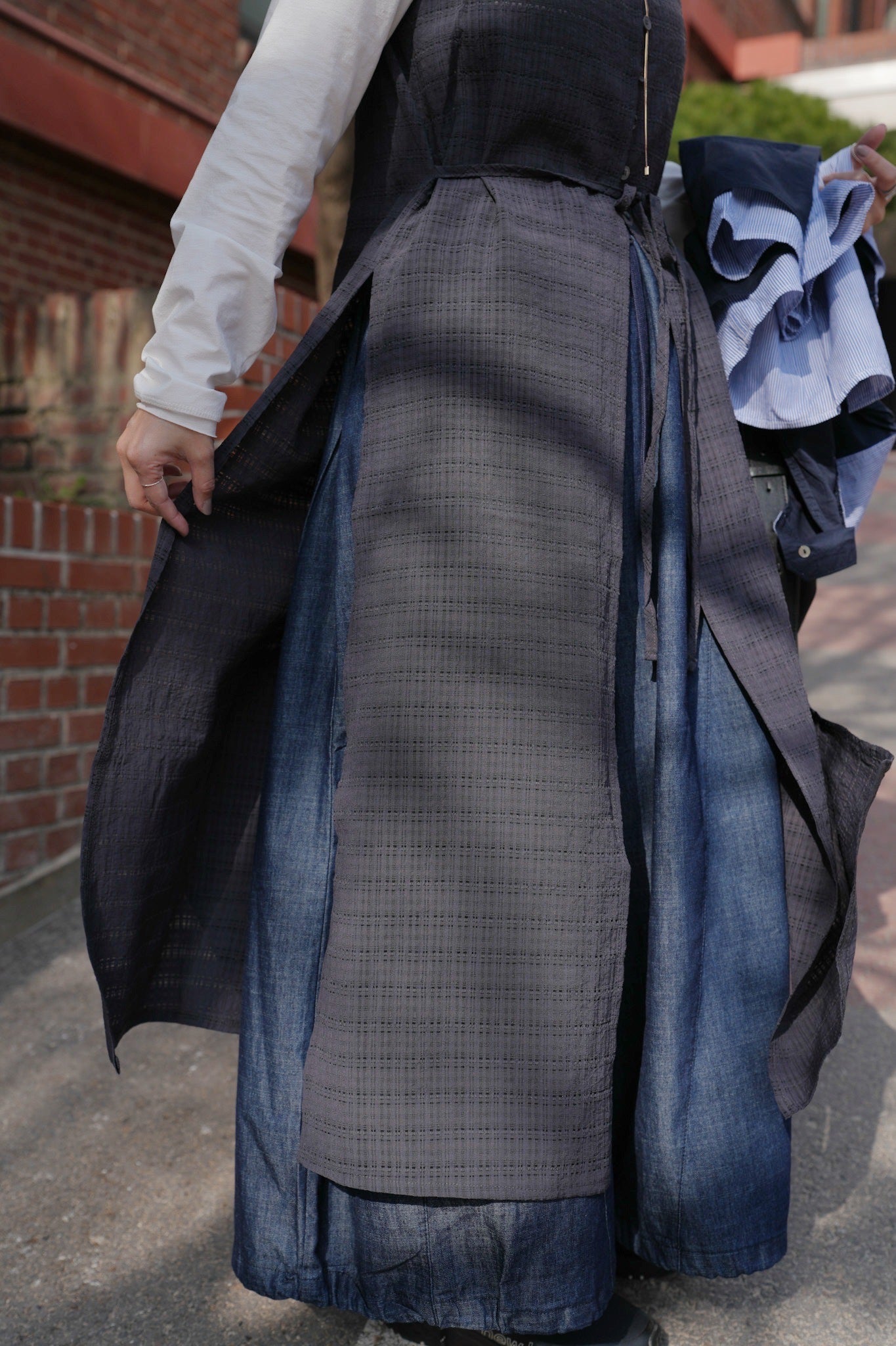 MZ709 CRINKLE LAYER DRESS