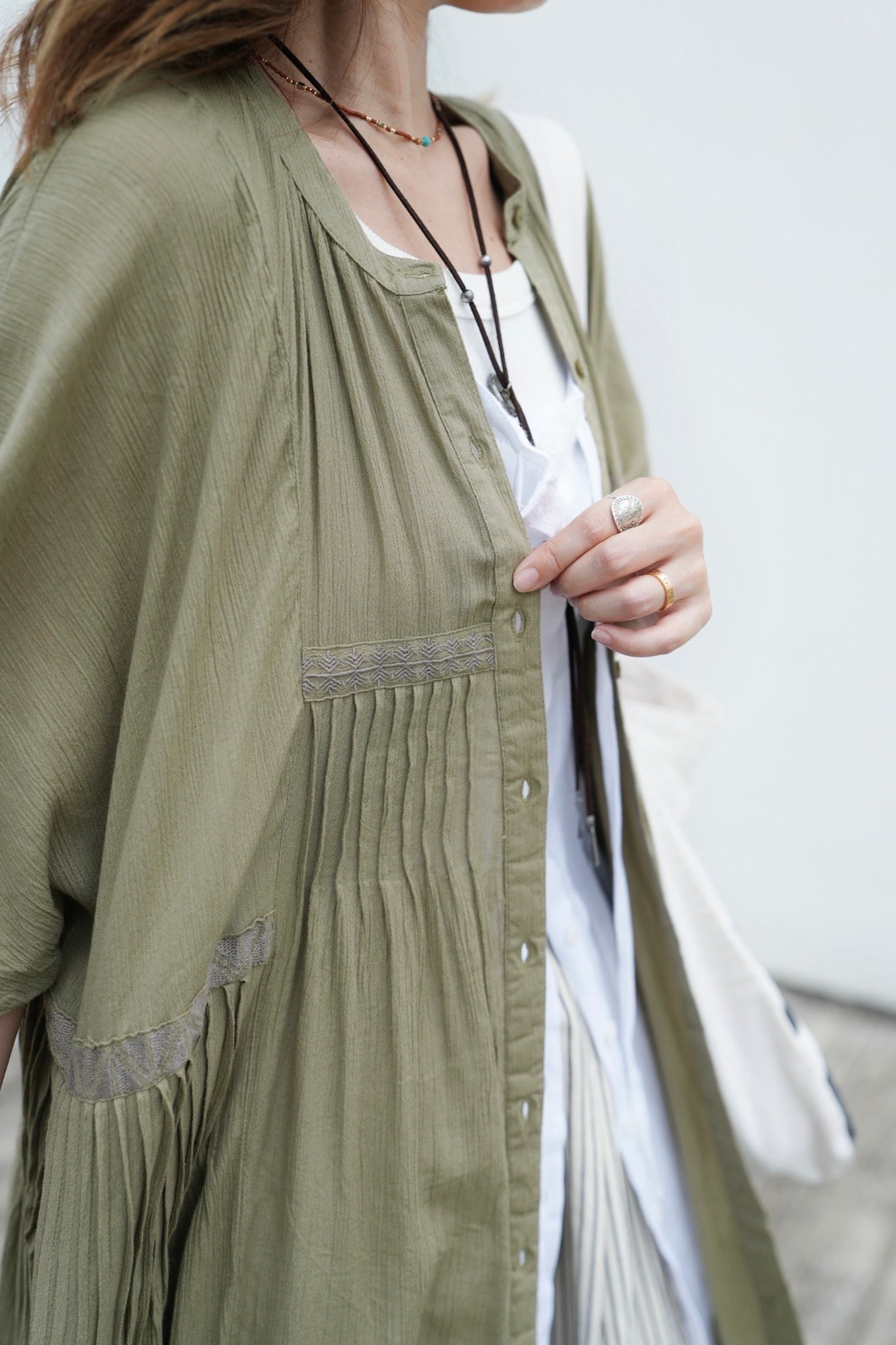 NA447 EMBROIDERED CRINKLE SHIRT DRESS