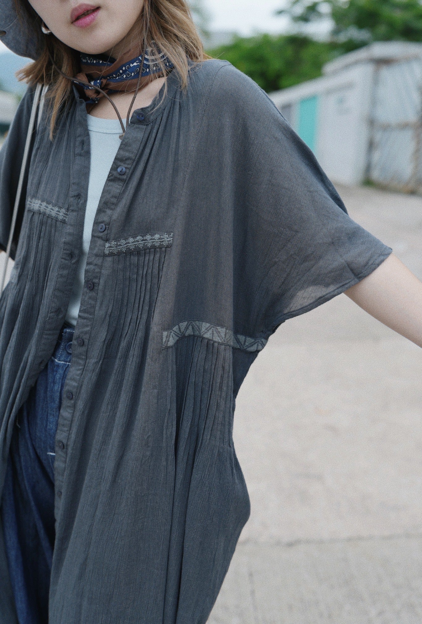 NA447 EMBROIDERED CRINKLE SHIRT DRESS