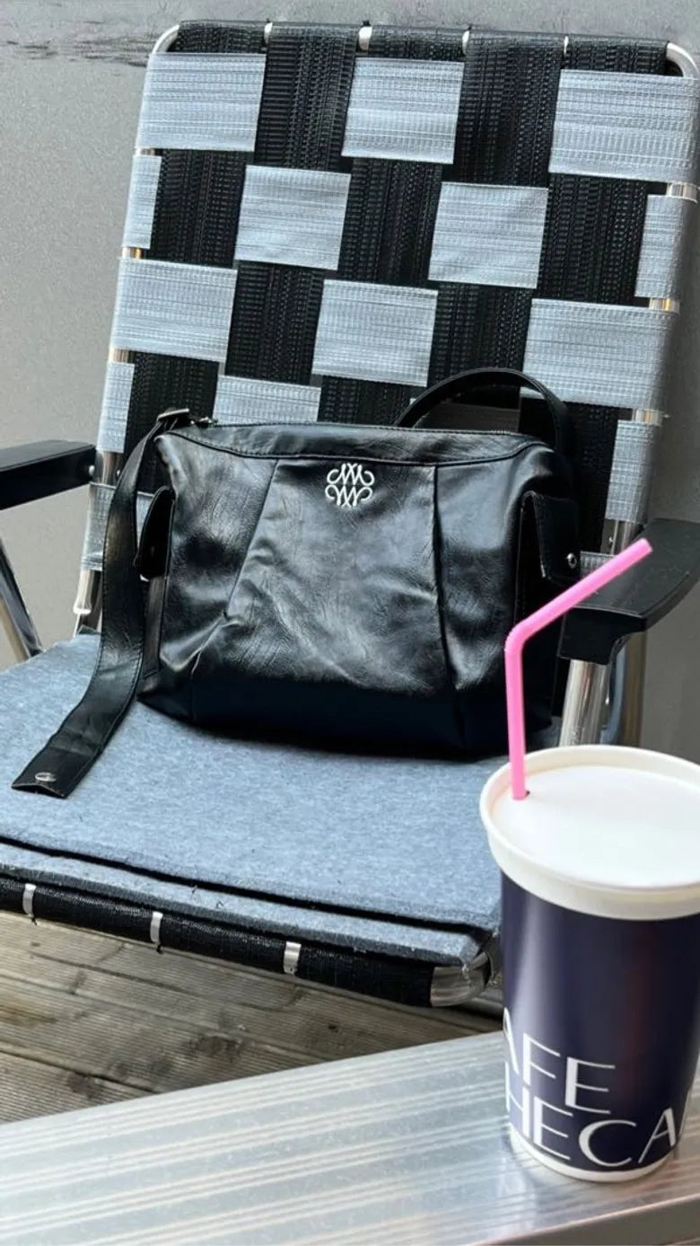 NICK&NICOLE SQUARE SHOULDER BAG