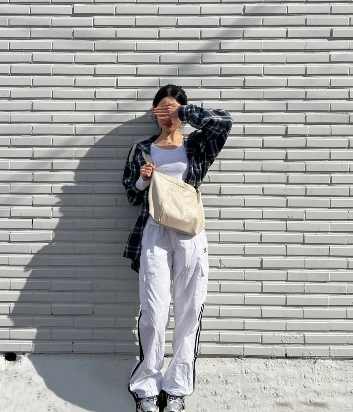 NICK&NICOLE SQUARE SHOULDER BAG
