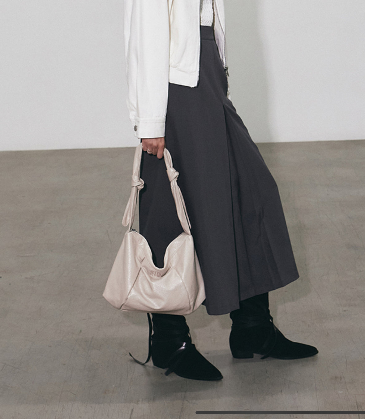 NICK&NICOLE SQUARE SHOULDER BAG
