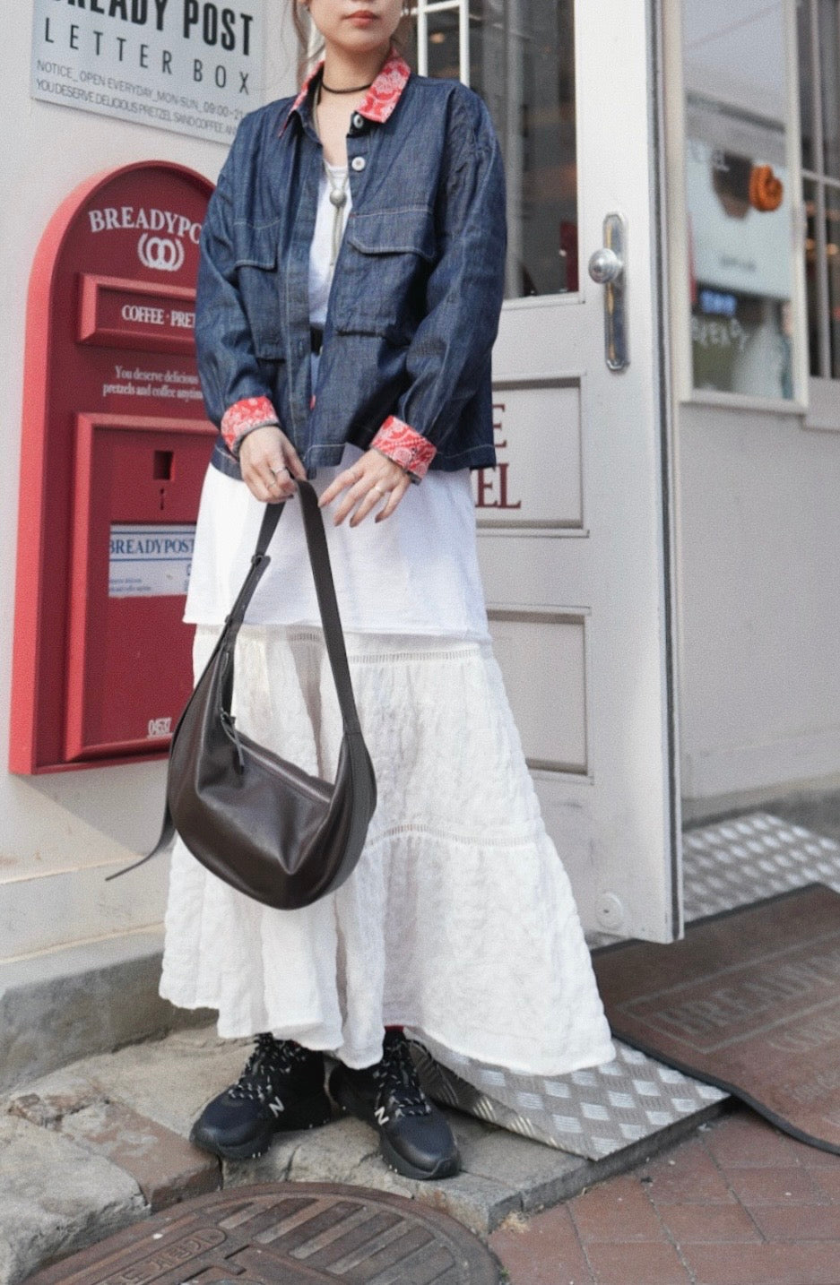MZ711 BUCKS & LEATHER 半月袋