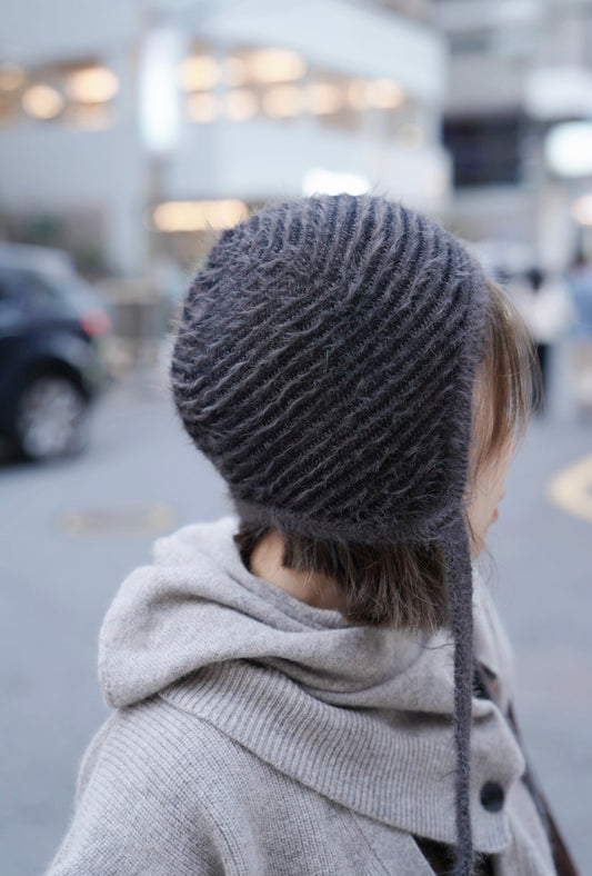 MZ881 KNITTED STRIPED BEANIE