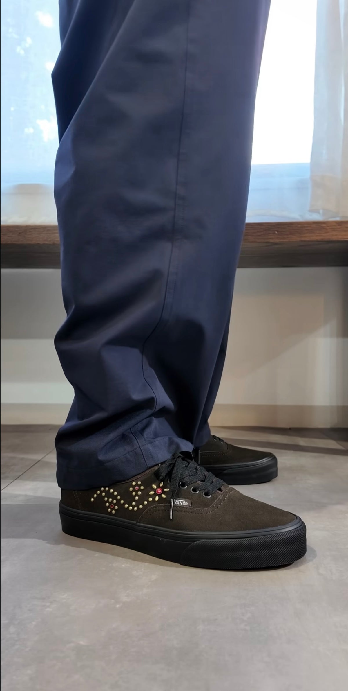 VANS - AUTHENTIC FLORAL STUDS