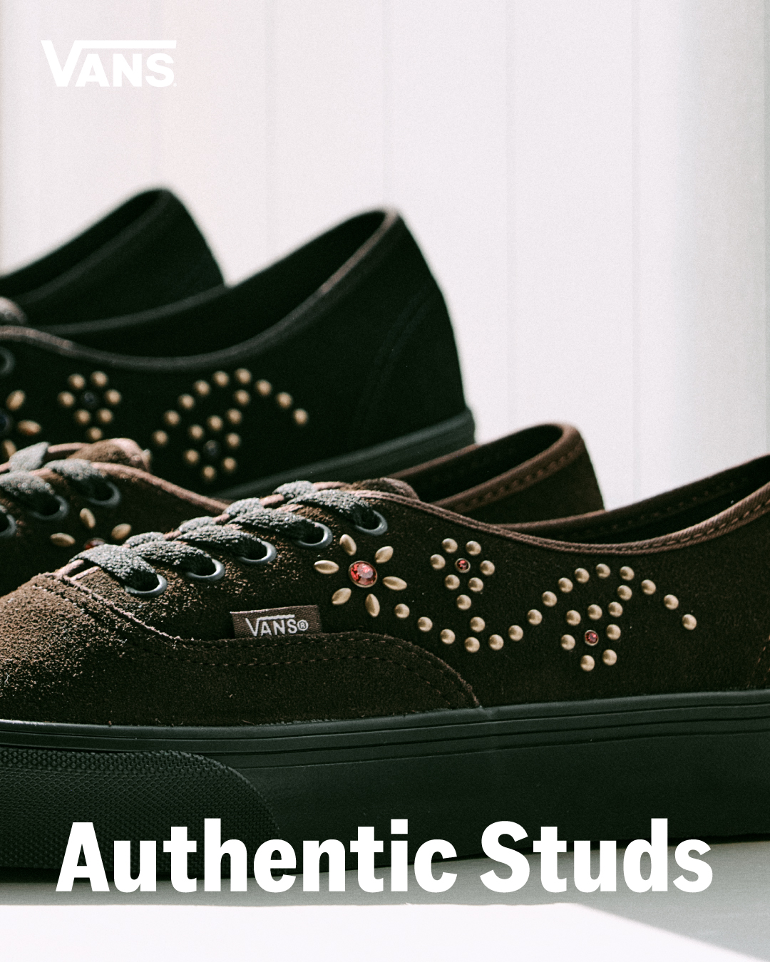 VANS - AUTHENTIC FLORAL STUDS