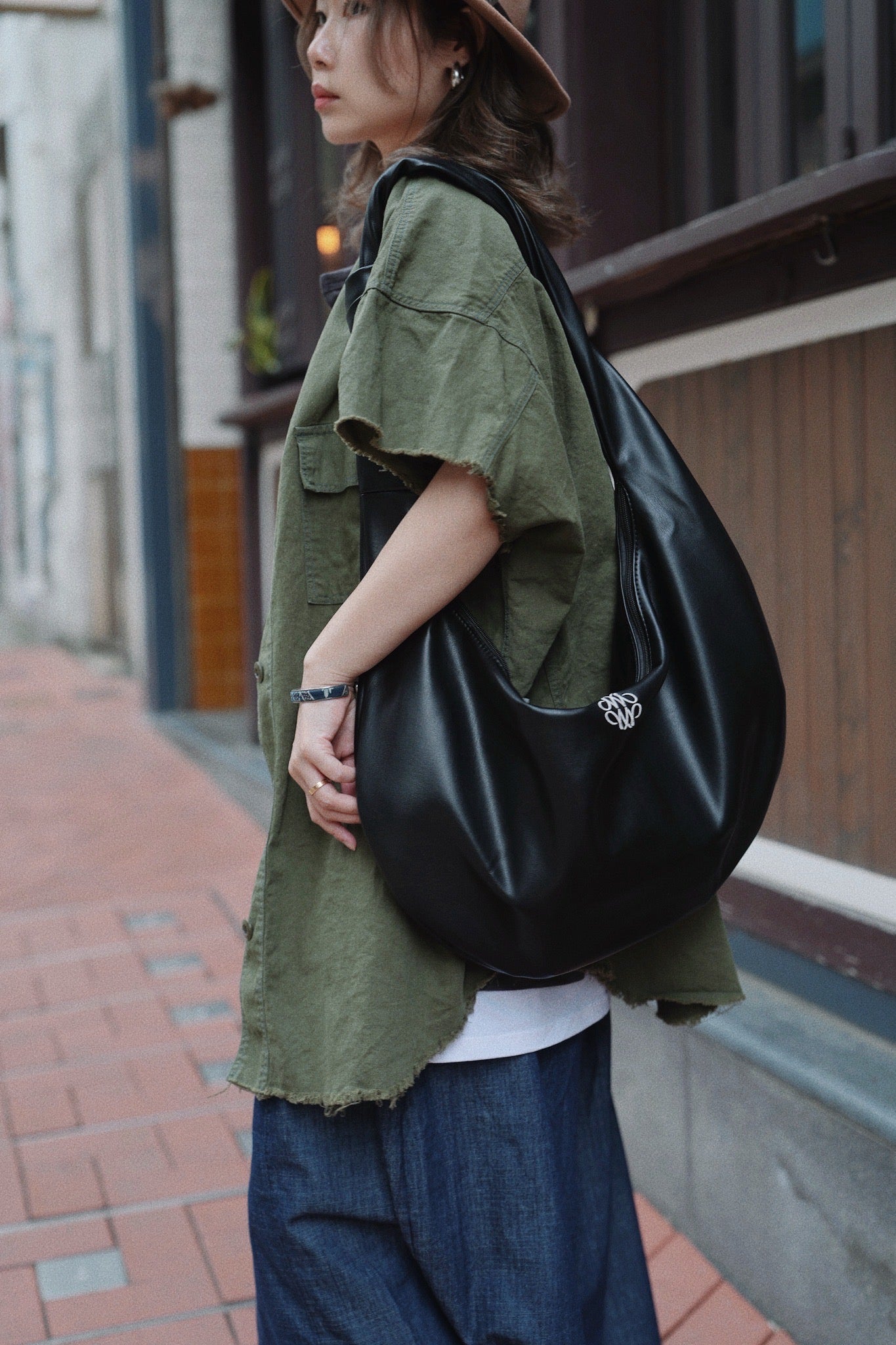 MZ725 NICK NICOLE SHOULDER KNOT BAG