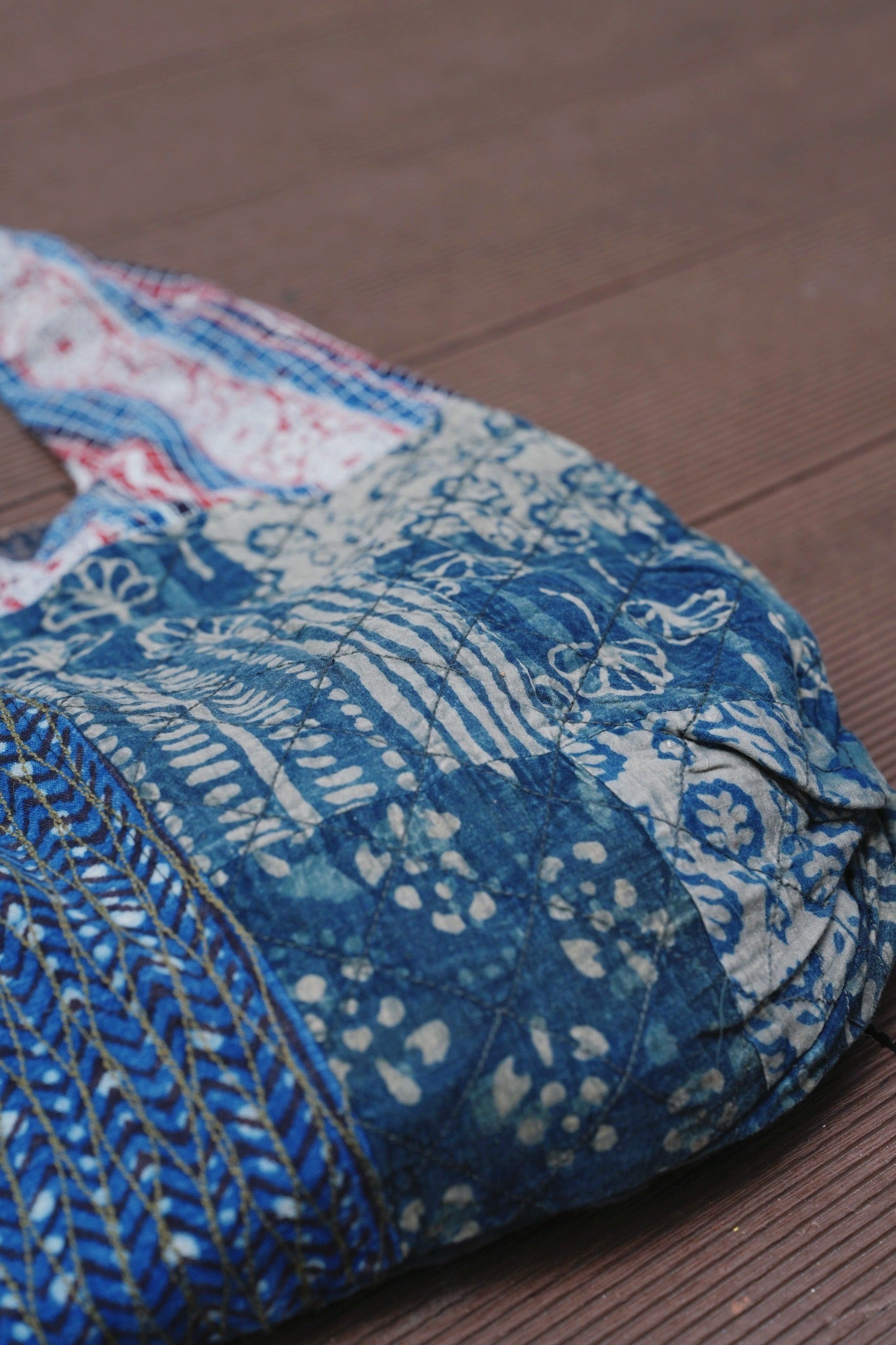 MZ733 INDIGO EMBROIDERED PATCHWORK TOTE BAG