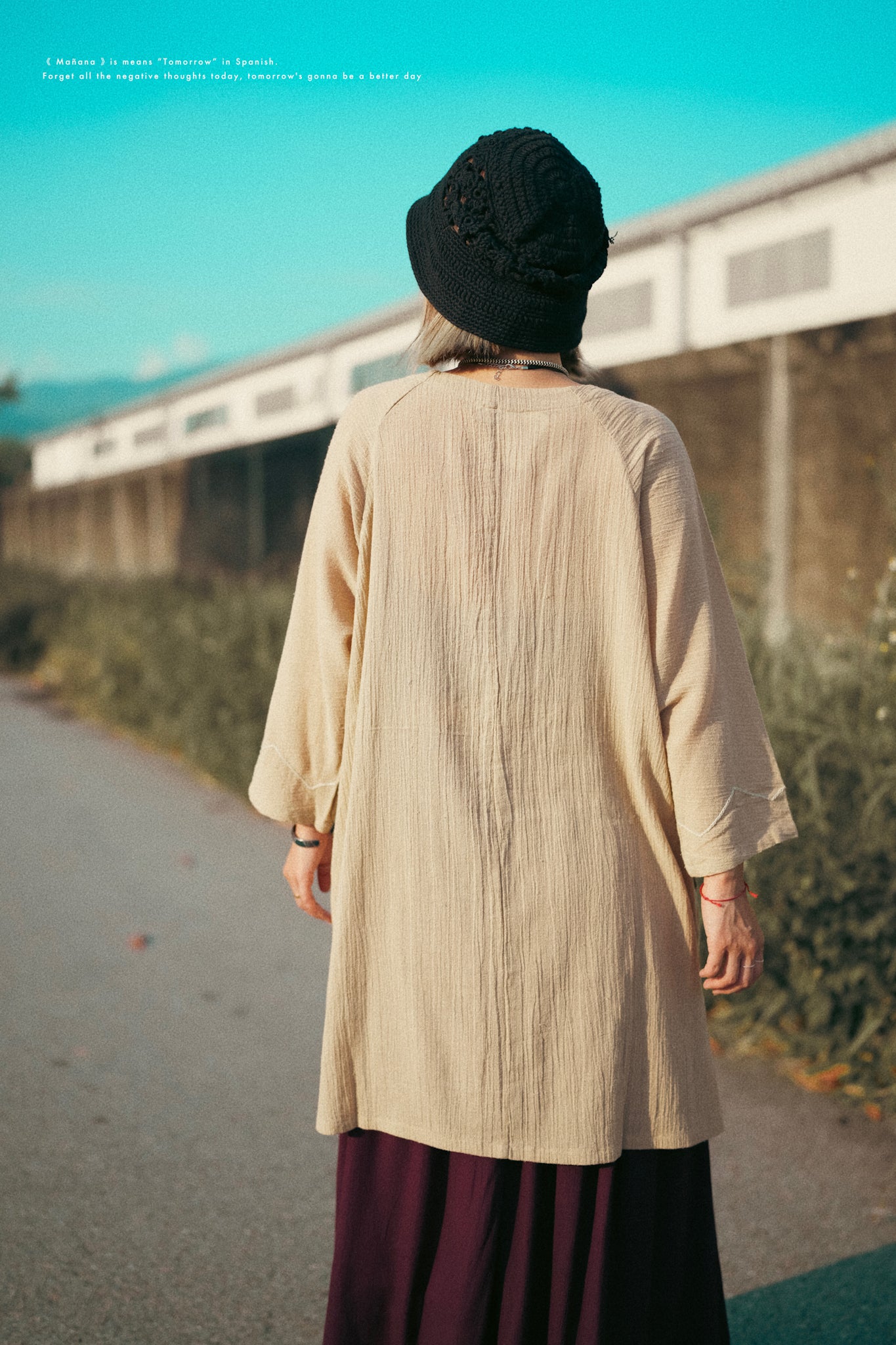 NA418 EMBROIDERED CREPE TUNIC