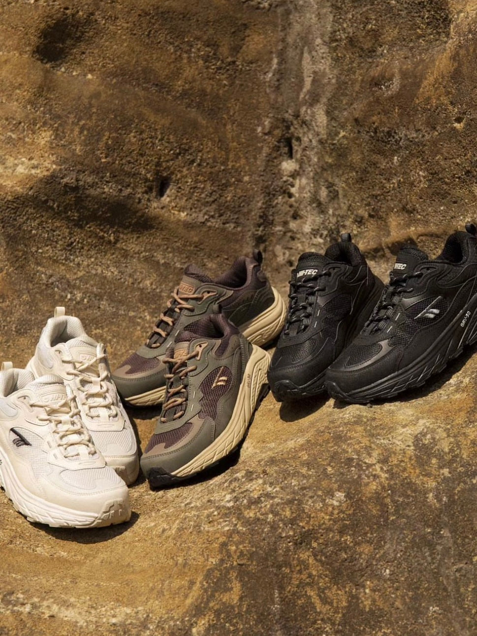 HI-TEC EASTEND WP Hiking Waterproof Sneakers