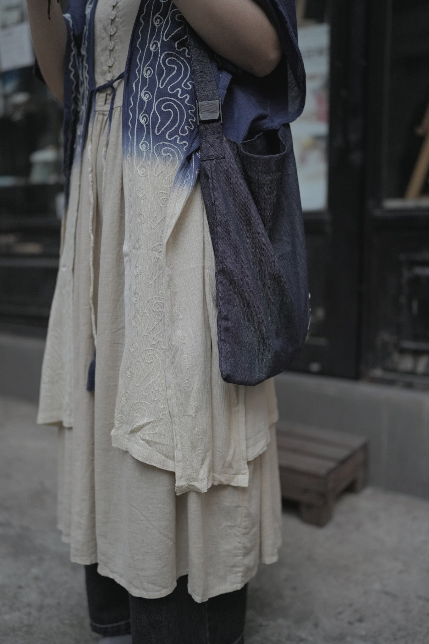 NA378 Embroidered Gradient Cardigan