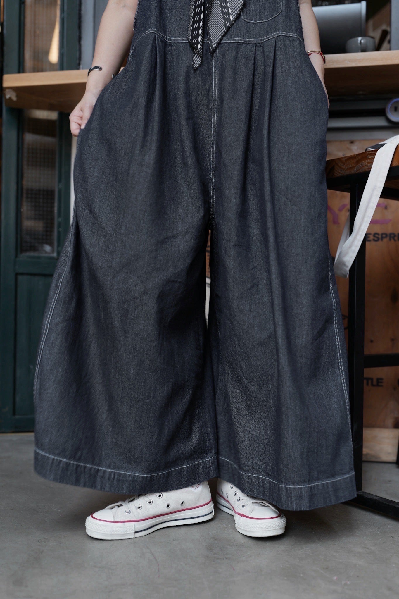 CA907 DENIM POCKET JUMPER PANTS