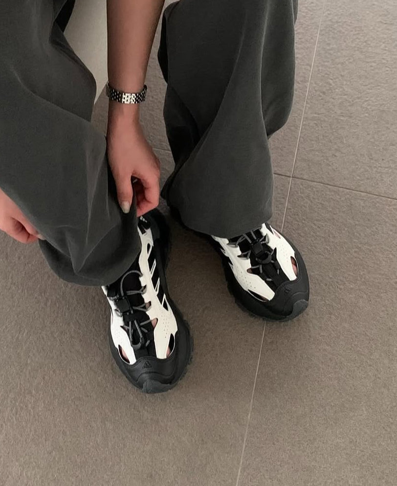 ADIDAS - SNEAKER SANDALS / BEACH FLIP-FLOPS