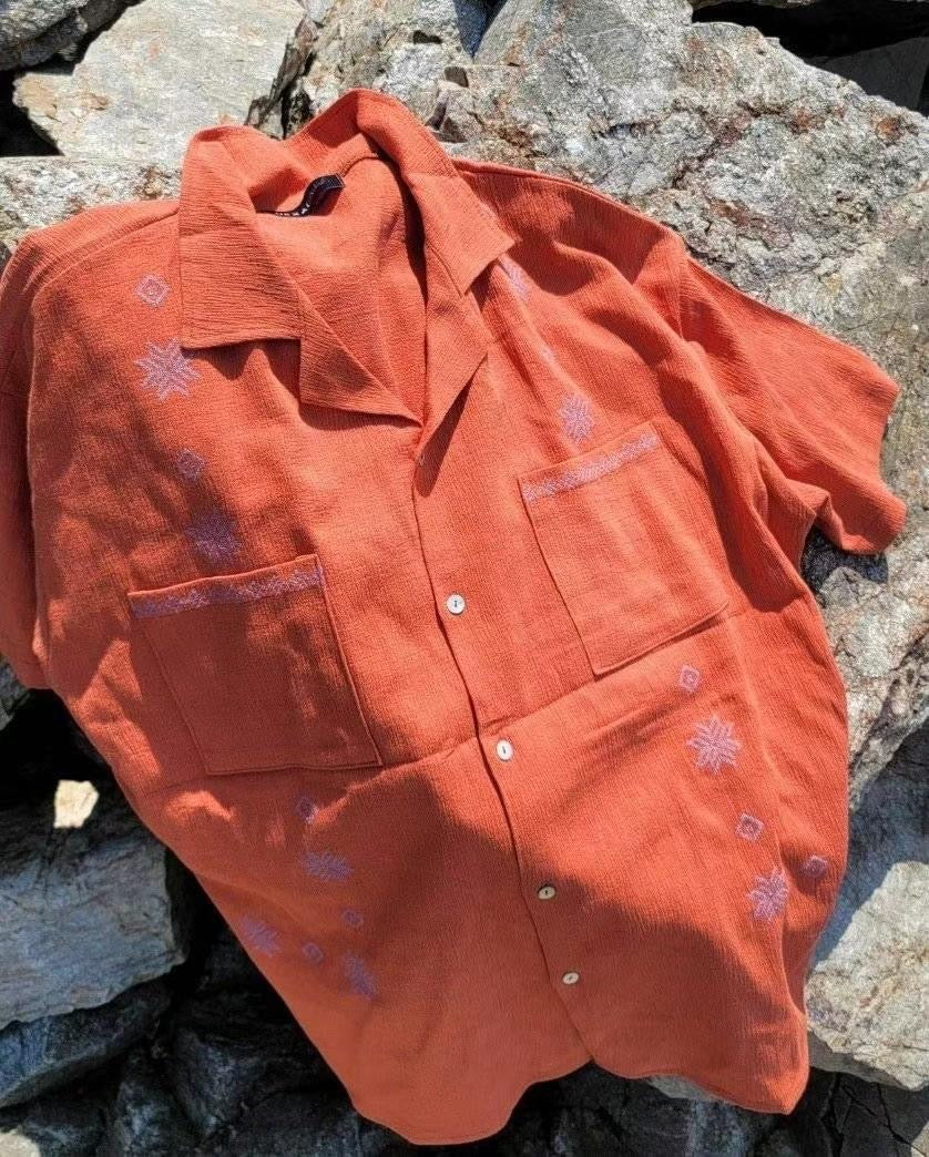 MZ370 Embroidered Crepe Shirt